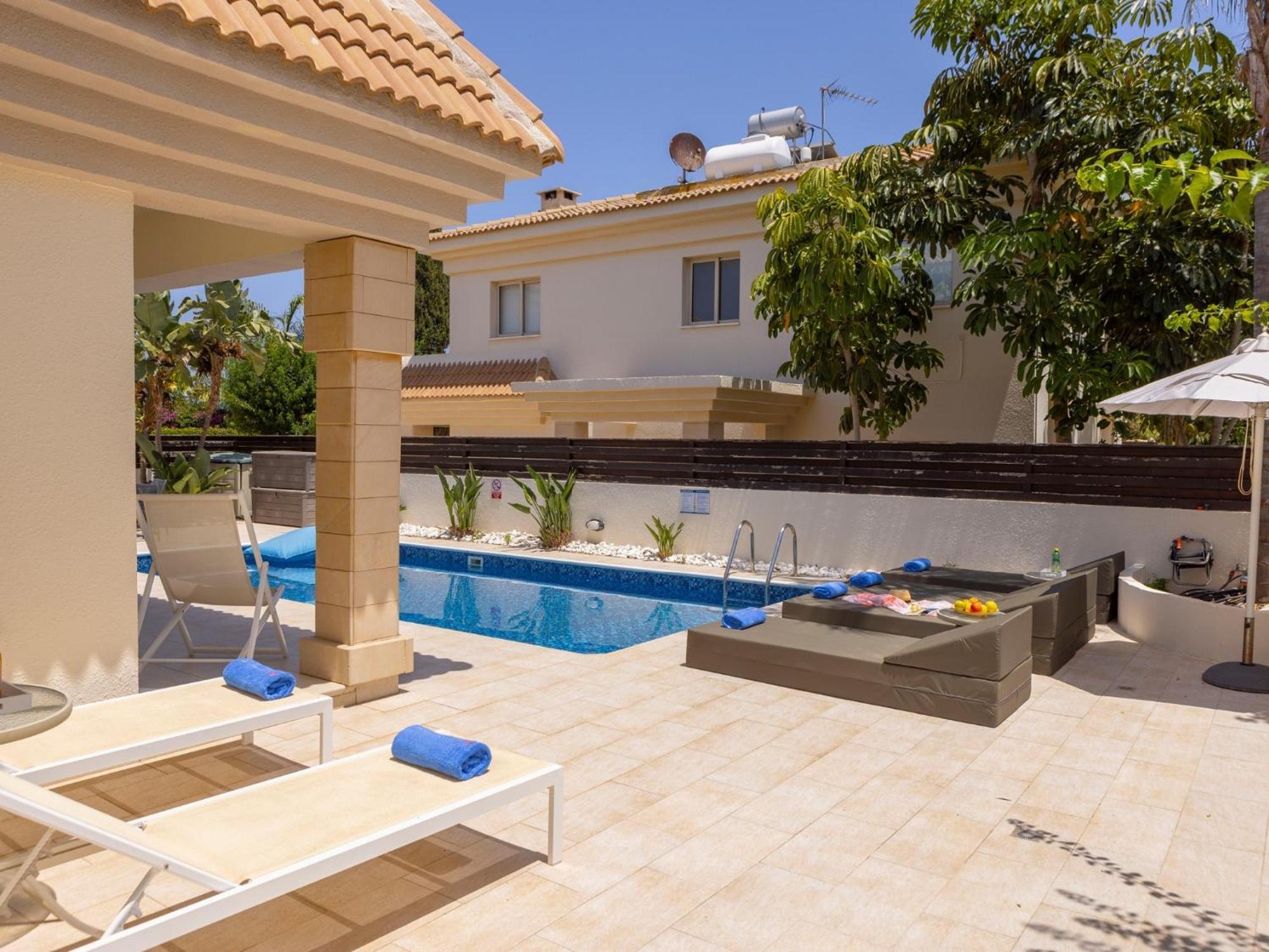 Villa Malama Paralímni Kültér fotó