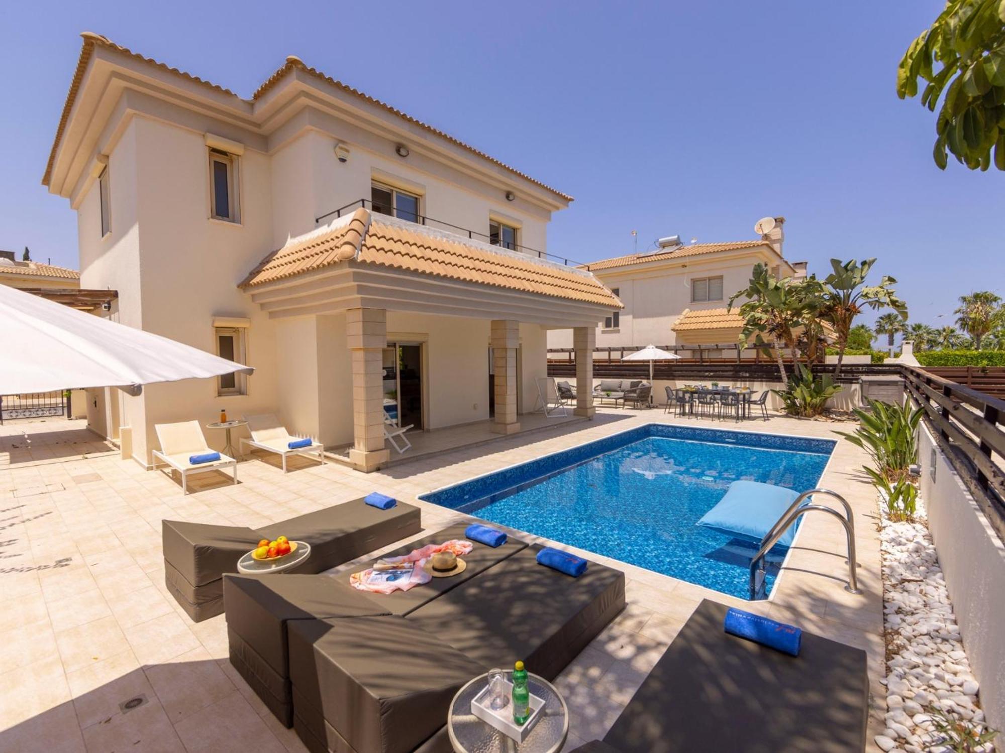 Villa Malama Paralímni Kültér fotó