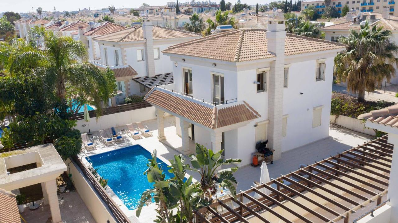 Villa Malama Paralímni Kültér fotó