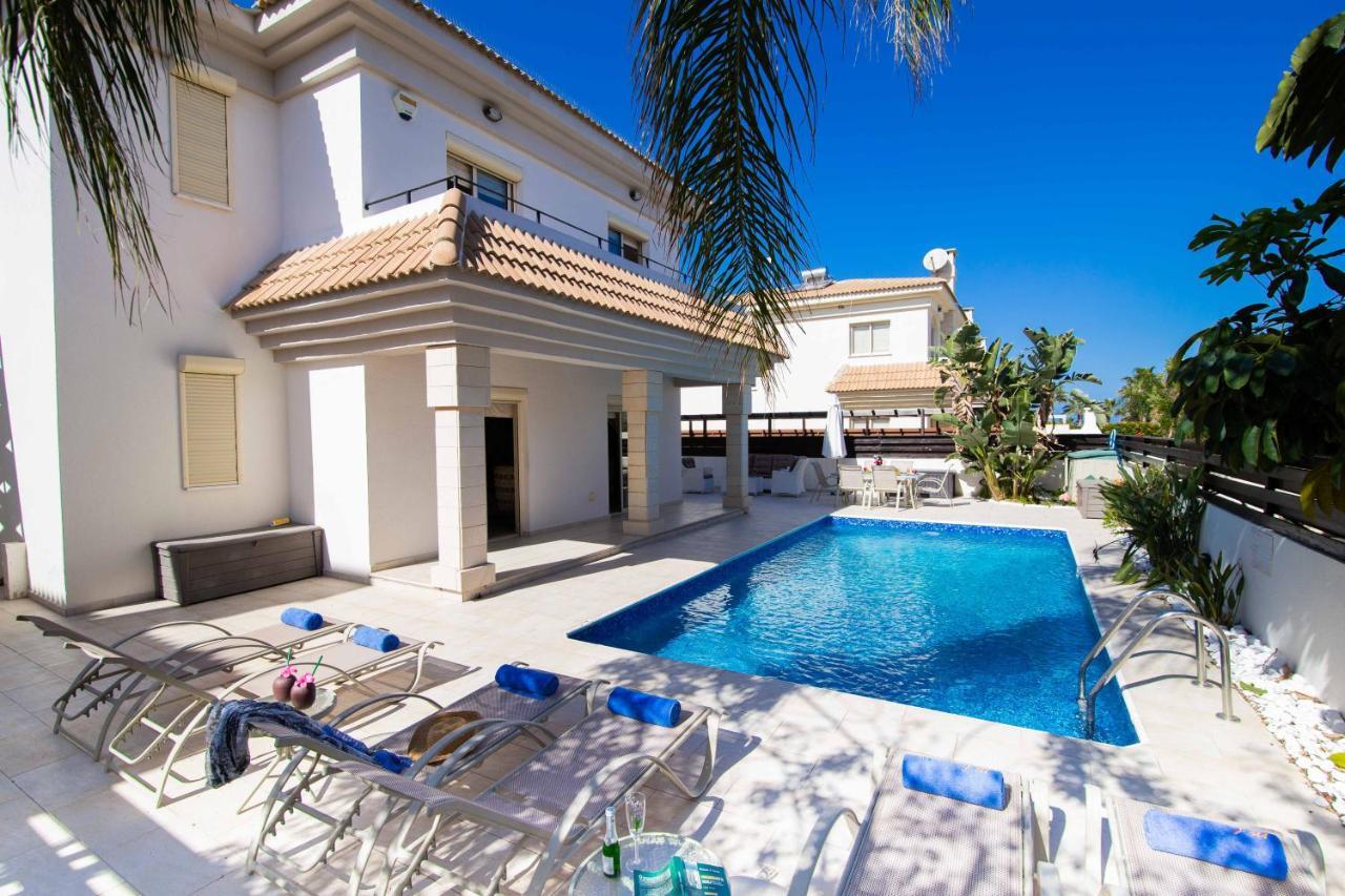Villa Malama Paralímni Kültér fotó